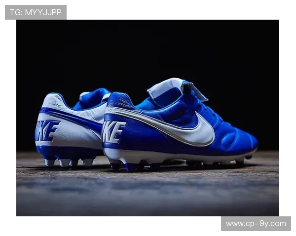 全面解析飞鹰系列战靴足球鞋多维性能与前沿创新设计核心亮点特色